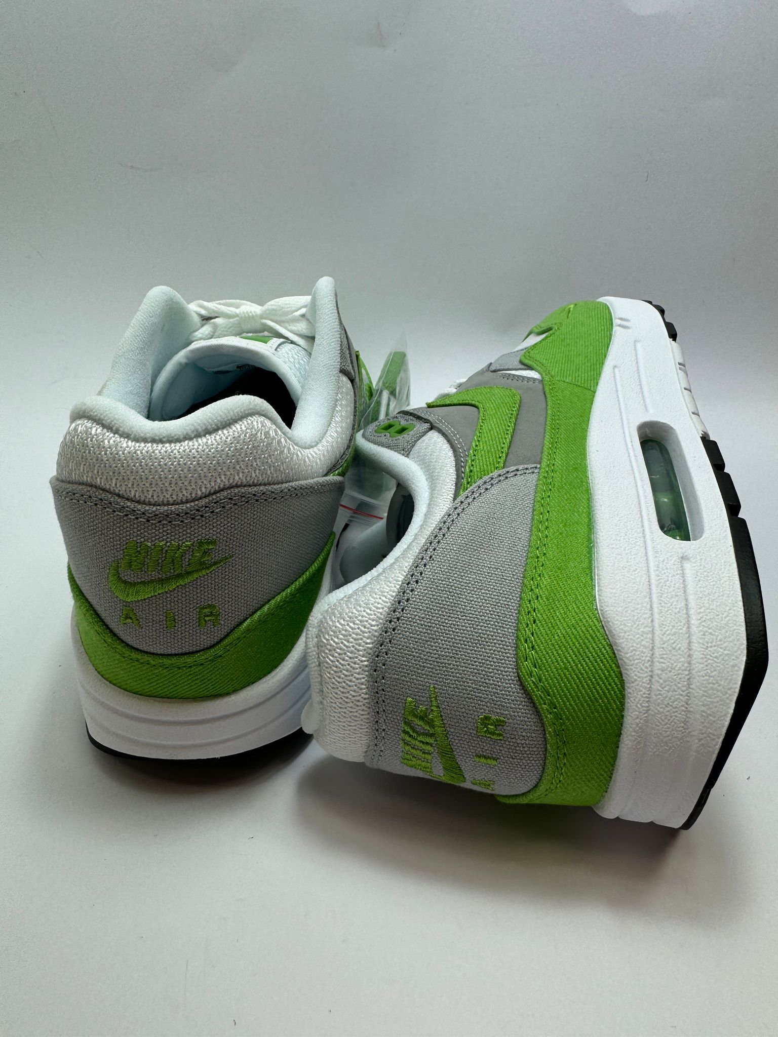 Nike Air Max 1 Patta 20th Anniversary – Rückansicht mit Nike Branding