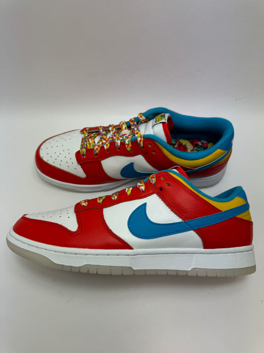 Nike Dunk Low QS LeBron James Fruity Pebbles – rechte Seitenansicht mit buntem, auffälligem Design