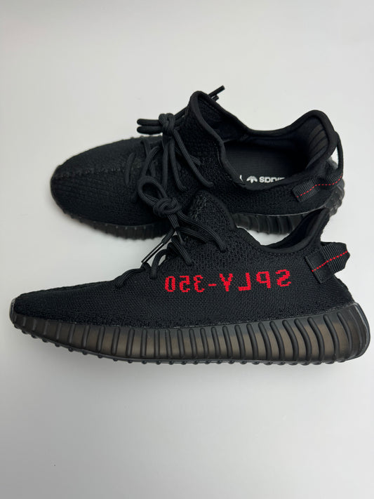 Yeezy Boost 350 V2 „Bred“