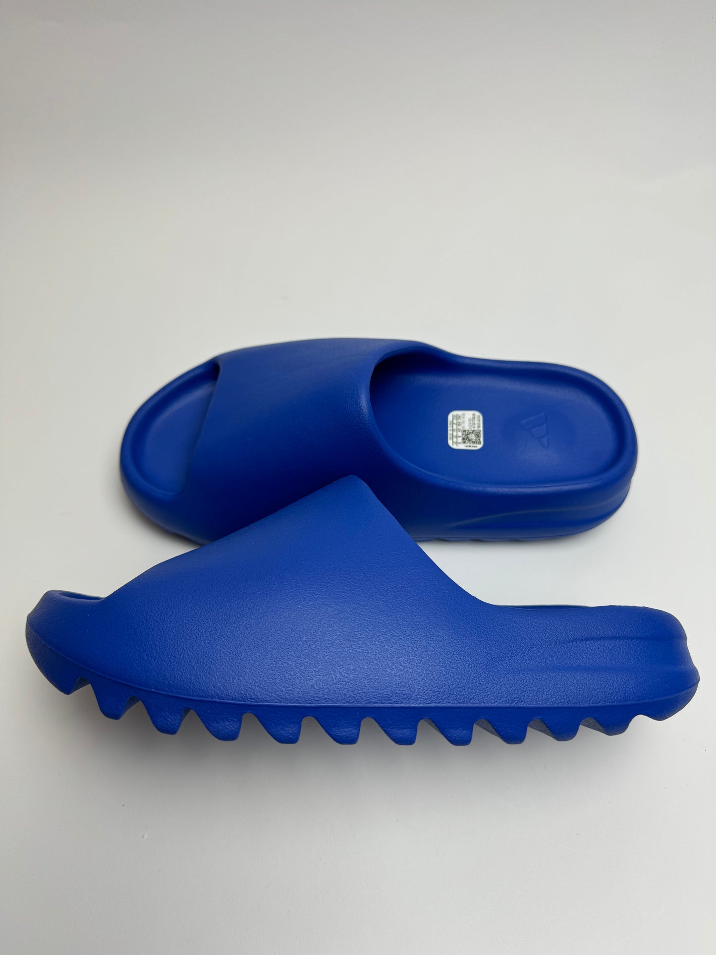 Yeezy Slide „Azure“