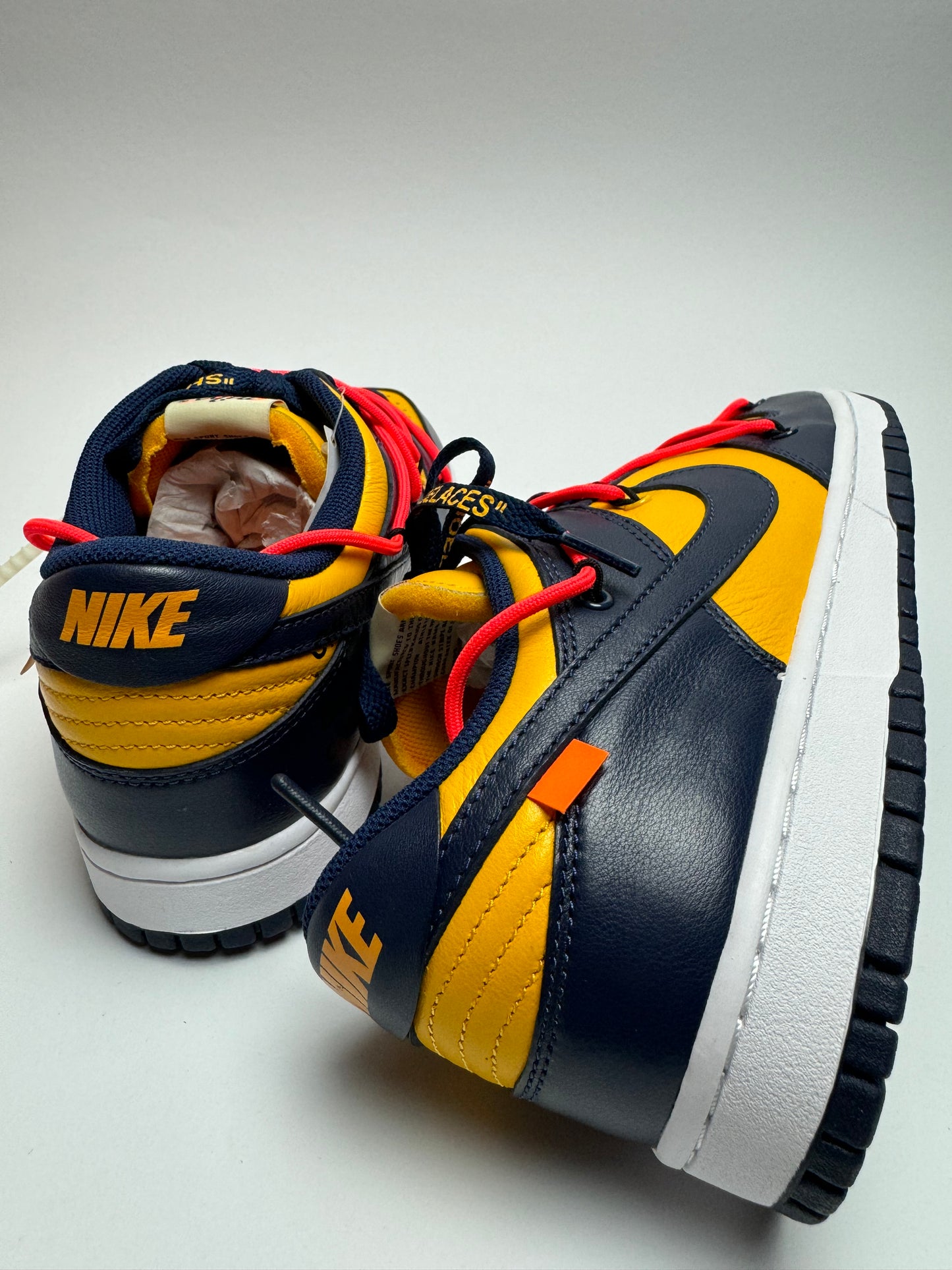 Off-White x Nike Dunk Low "University Gold"