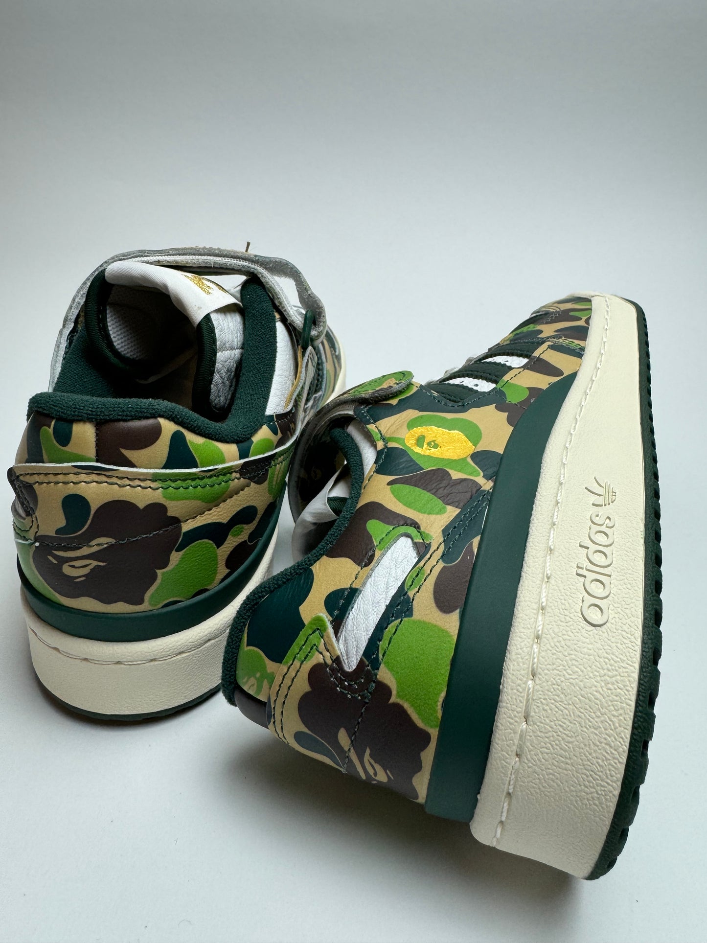 BAPE x Adidas Forum Low „Green Camo“