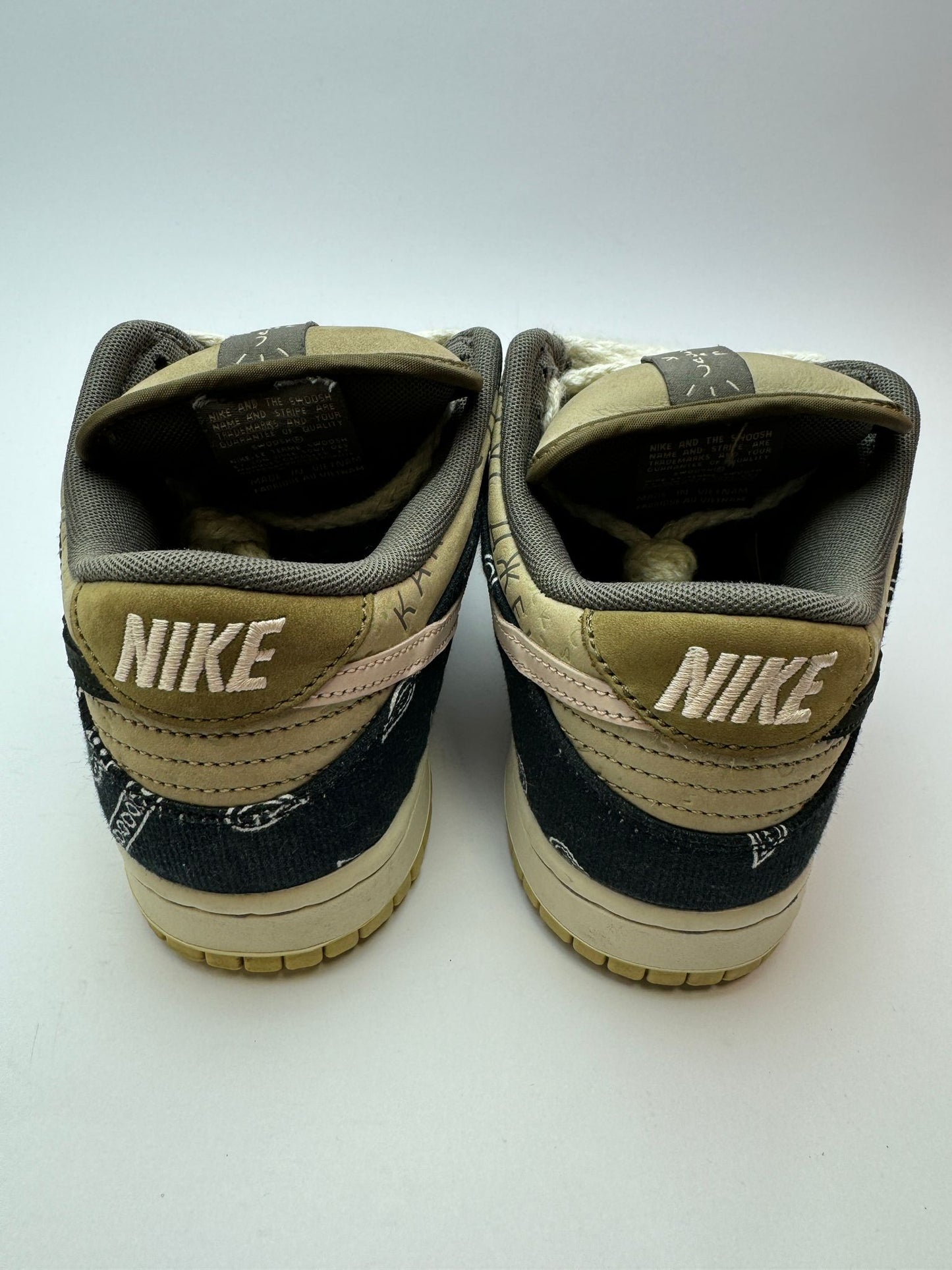 Nike SB Dunk Low "Travis Scott"