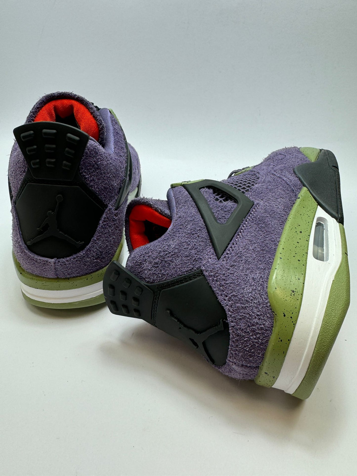 Jordan 4 Retro "Canyon Purple"
