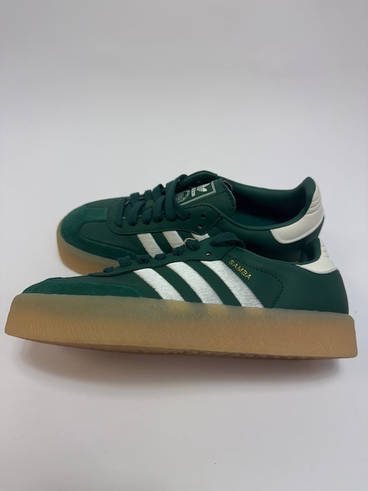 Adidas Samba Collegiate Green Gum Women rechte Außenseite mit grüner Lederbasis