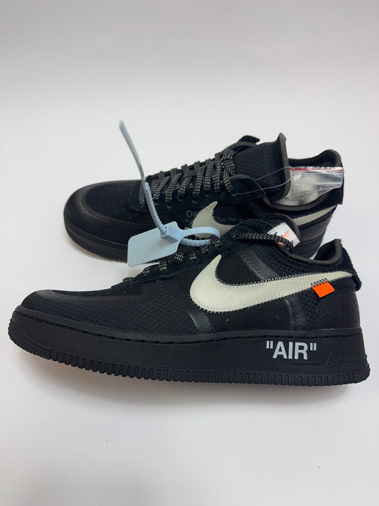 Off-White AF1 Low Black rechte Außenseite mit dekonstruiertem Mesh und Swoosh mit orange Tab