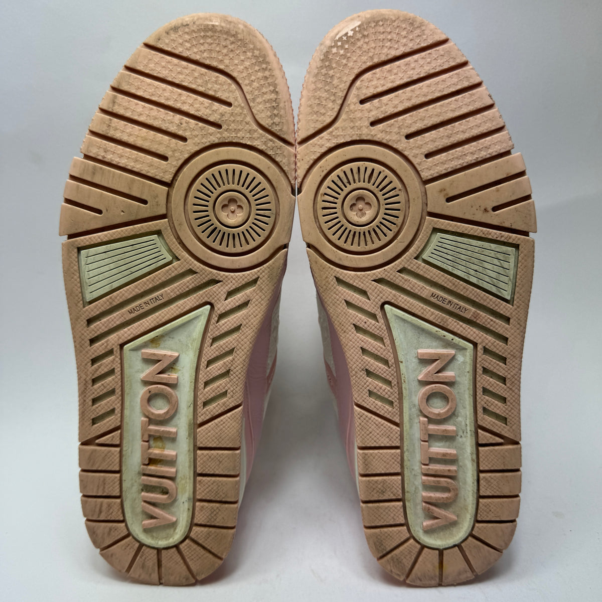 (Pre-Owned) Louis Vuitton LV Trainer "Pink Rose" – Size LV 8 (EU42,5)