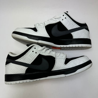(Pre-Owned) TIGHTBOOTH x SB Dunk Low – EU 44 / US 10
