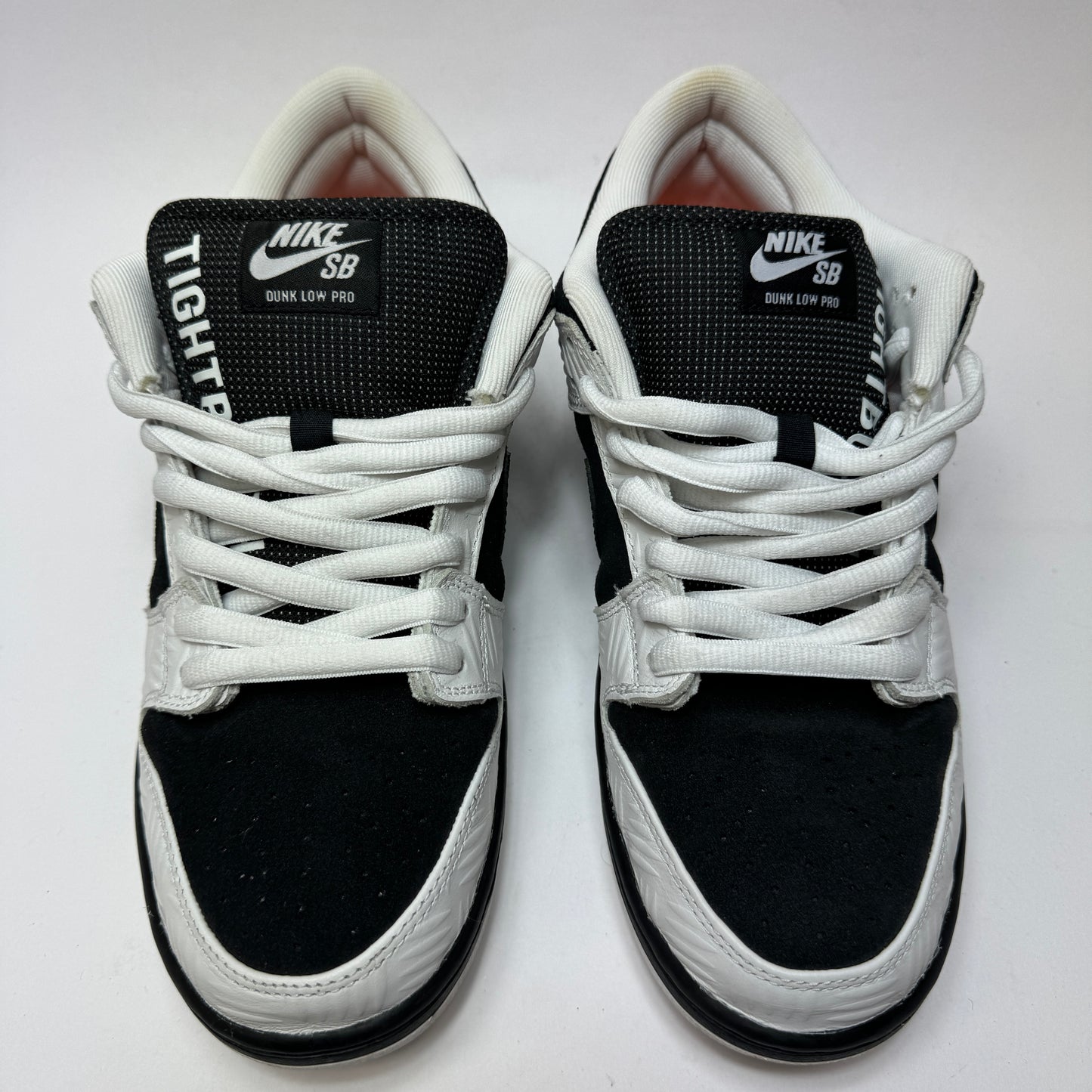 (Pre-Owned) TIGHTBOOTH x SB Dunk Low – EU 44 / US 10
