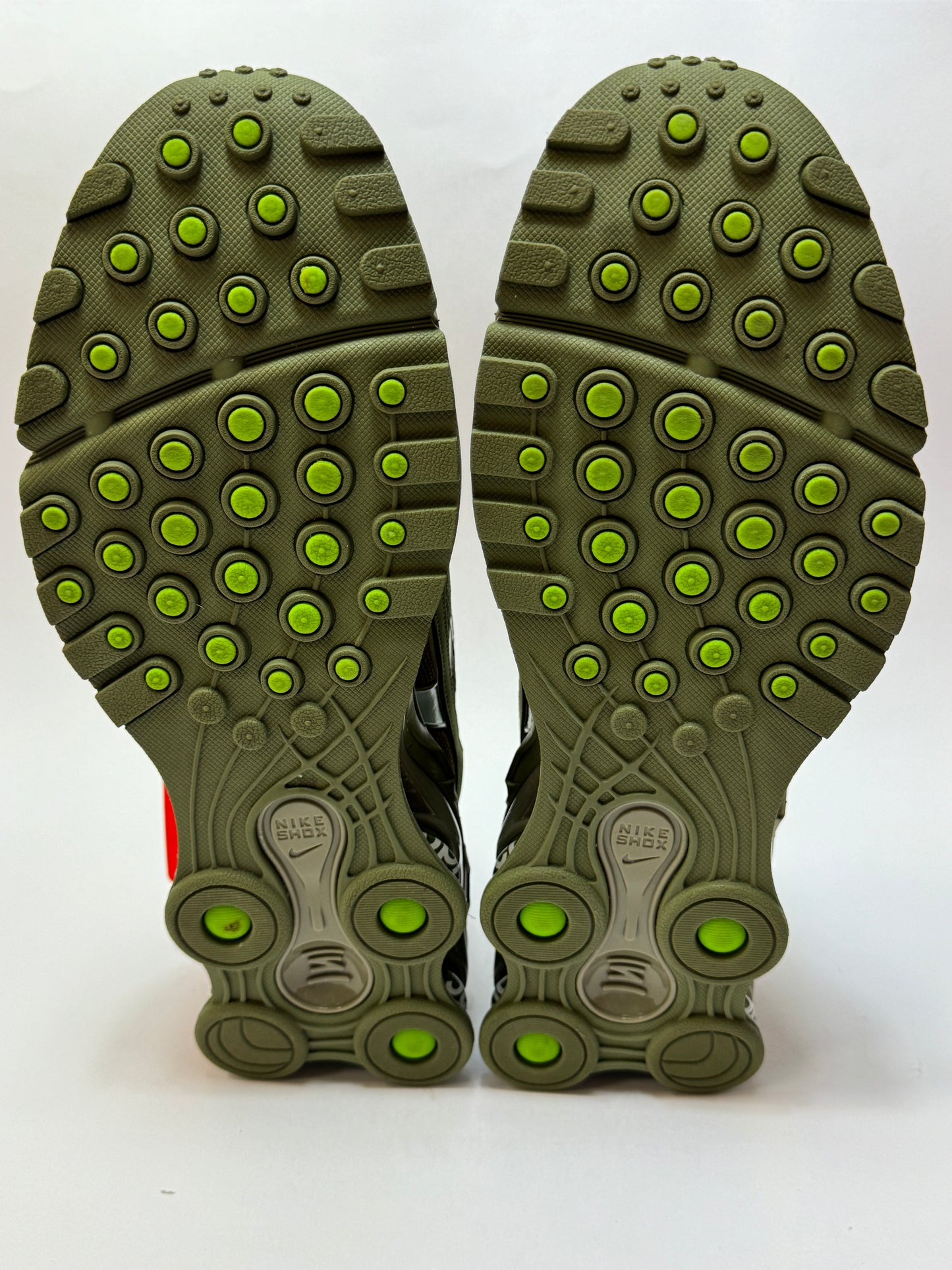 Nike x Supreme Shox Ride 2 SP "Olive" EU43 US9.5 (USED)