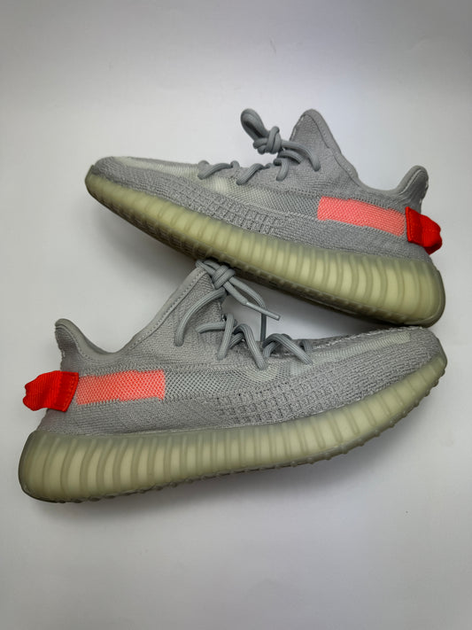 (USED) Yeezy Boost 350 V2 Tail Light EU40 2/3 US7.5