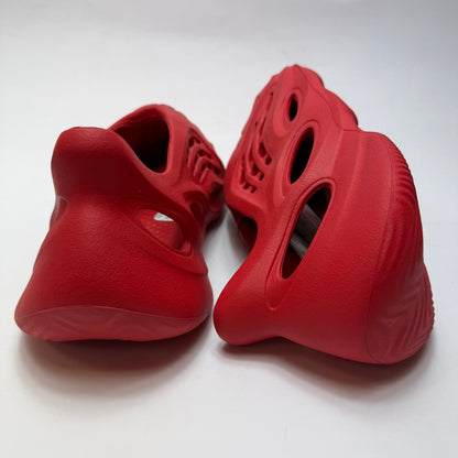 Adidas Yeezy Foam RNNR "Vermillion"