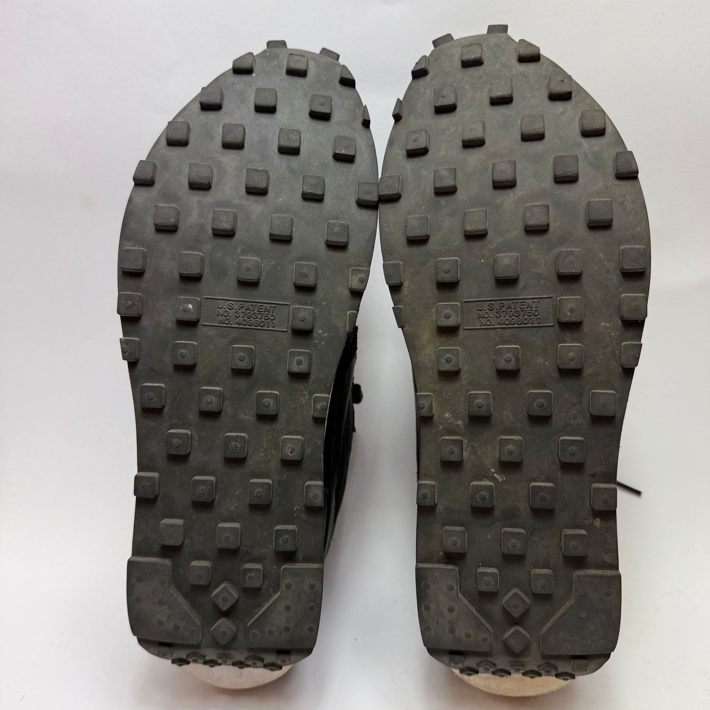 (Pre-Owned) Sacai x Nike LDWaffle "Black Nylon" EU44,5 US10.5 (No Box)