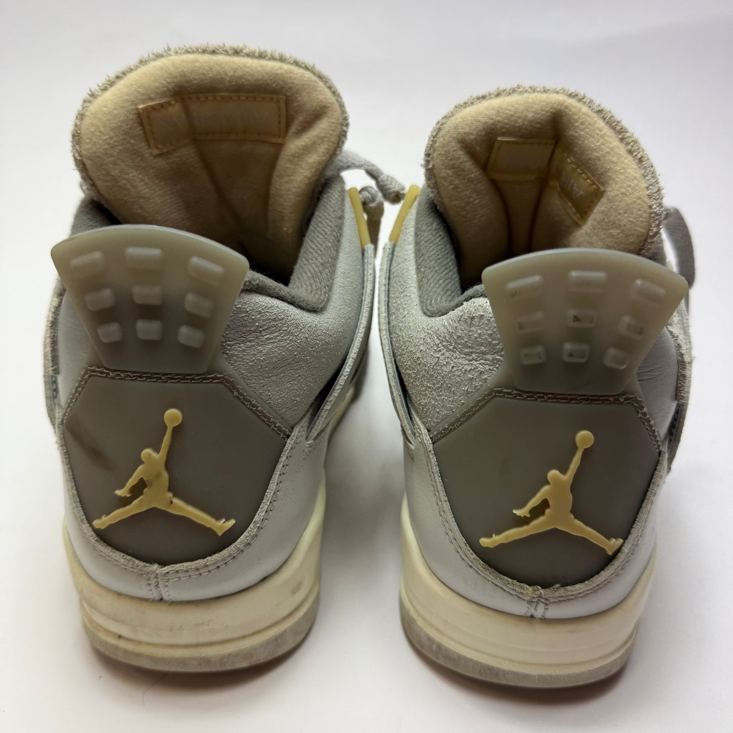 (Pre-Owned) Jordan 4 Retro SE "Craft Photon Dust" – EU42 US8.5 (no Box)