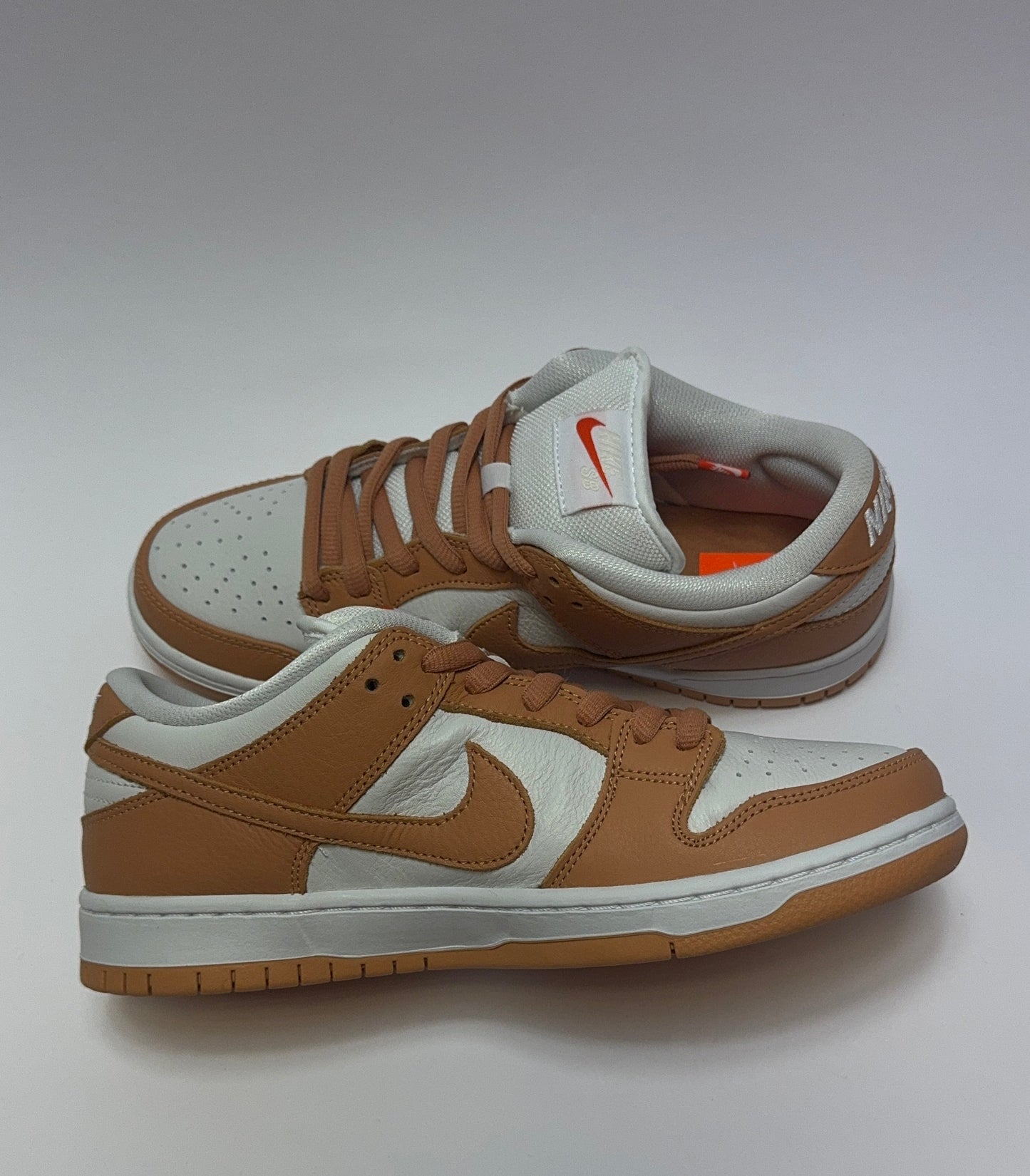 Nike SB Dunk Low Pro ISO "Light Cognac"