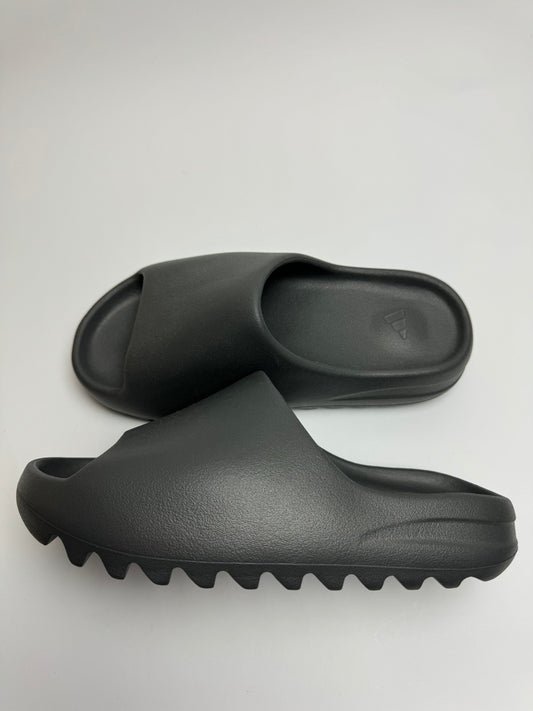 Yeezy Slide "Granite"