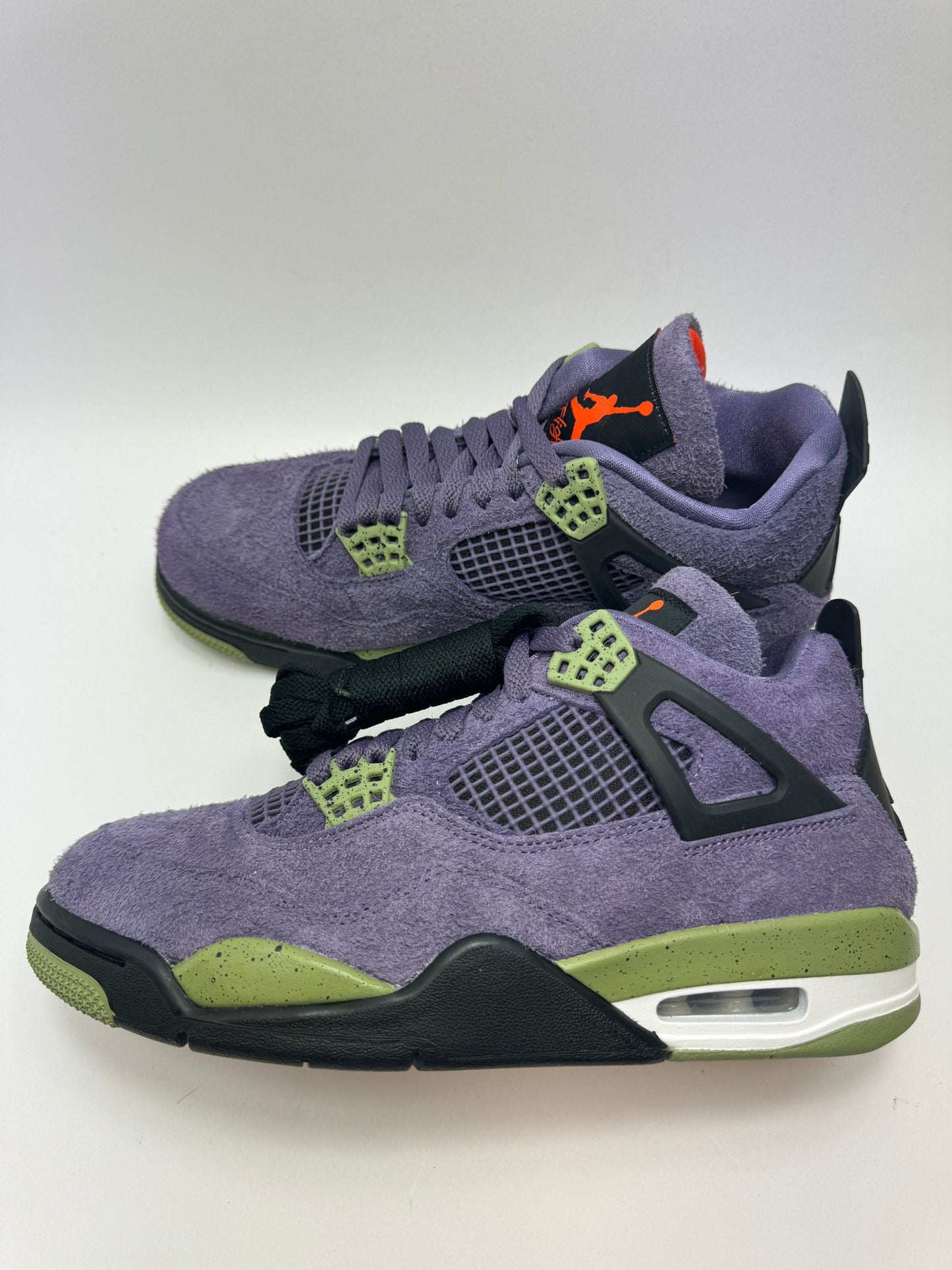 Jordan 4 Retro "Canyon Purple"