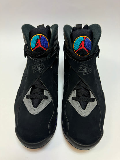 Air Jordan 8 Retro Aqua 2025 Obenansicht – Chenille Jumpman Patch und Cross-Strap-Design