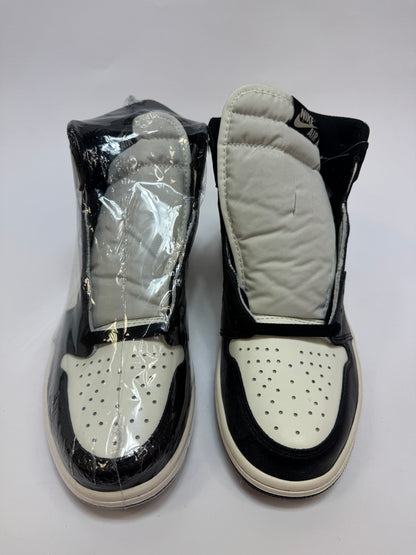 Nahaufnahme der Zunge – Nike Air Tag auf Nylon Zunge