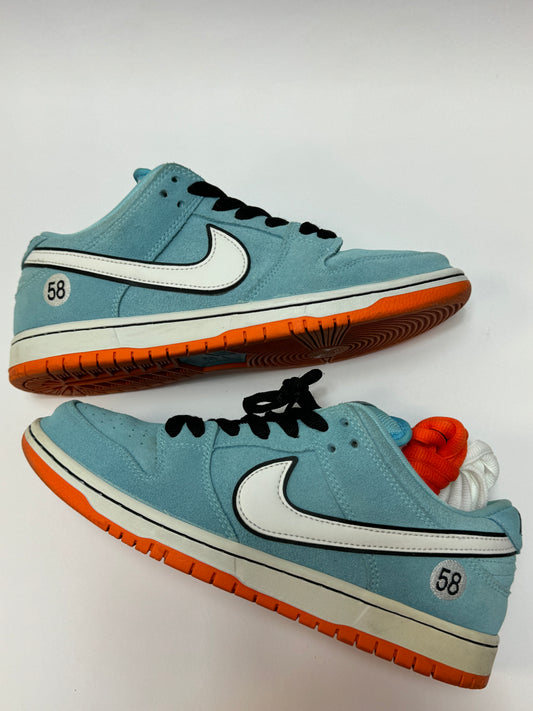 Nike SB Dunk Low Club 58 Gulf Seitenansicht – blaues Suede mit orangefarbenen Akzenten, Used Sneaker